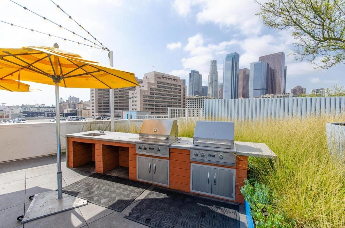 Lovely 3Br Apt With Balcony And Rooftop Pool Plus Views Лос-Анджелес Экстерьер фото